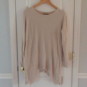 Asymmetrical detailed lightweight sweater